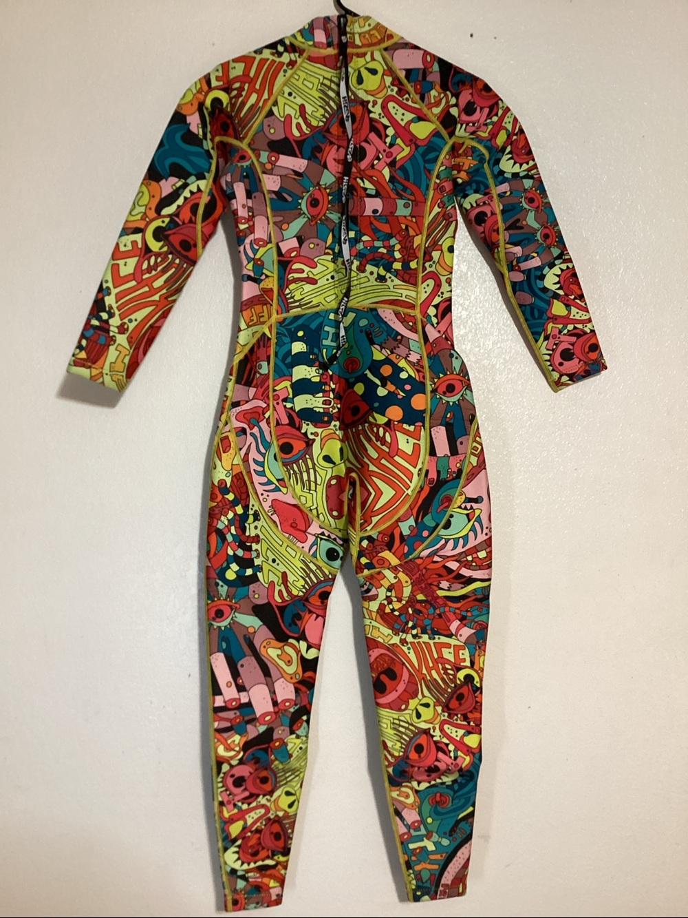 HiSEA Jeas Colorful Abstract Print One-Piece Neoprene Swimsuit - Multicolor - Picture 5 of 16